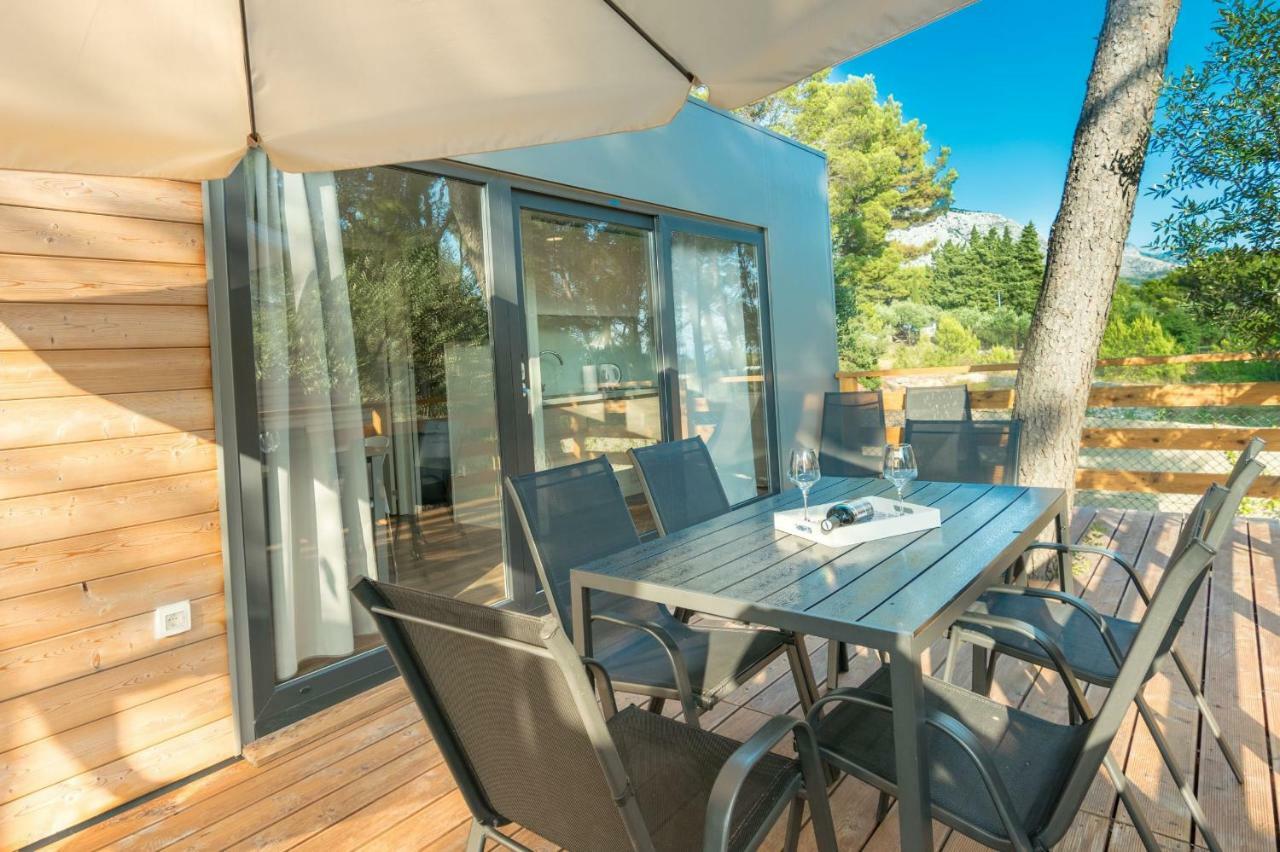 Apartments And Mobile Homes Makarska Exterior photo